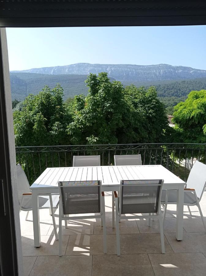 La Maison De Papou La Vigne A Nans Les Pins 83860 Luaran gambar